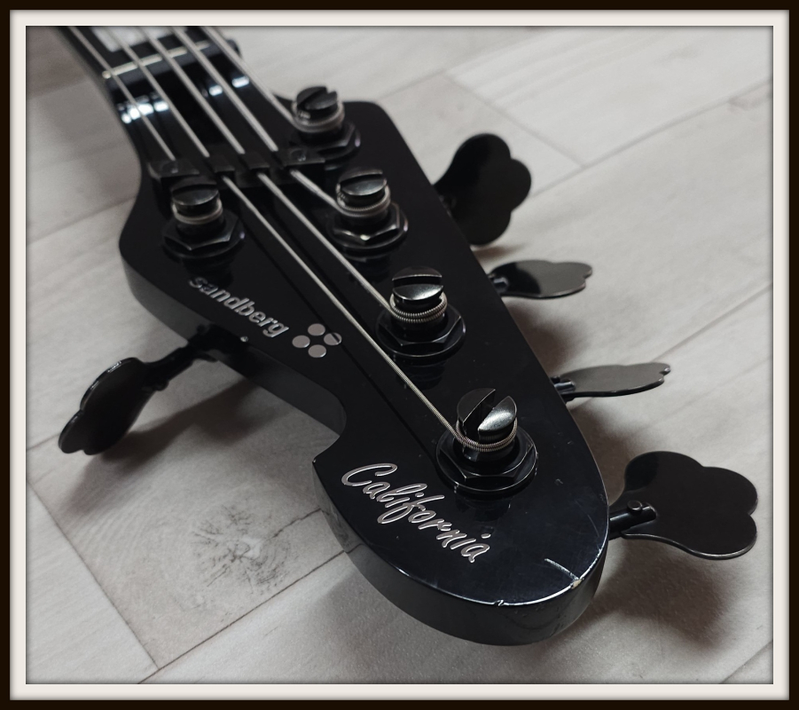 Sandberg California II VT5 Ebony Custom 3-EQ, Soft Aged Gold, 2nd Hand
